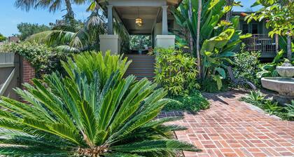 Grand Treetop Suite at Resort-like Estate... steps to Balboa Park & Zoo