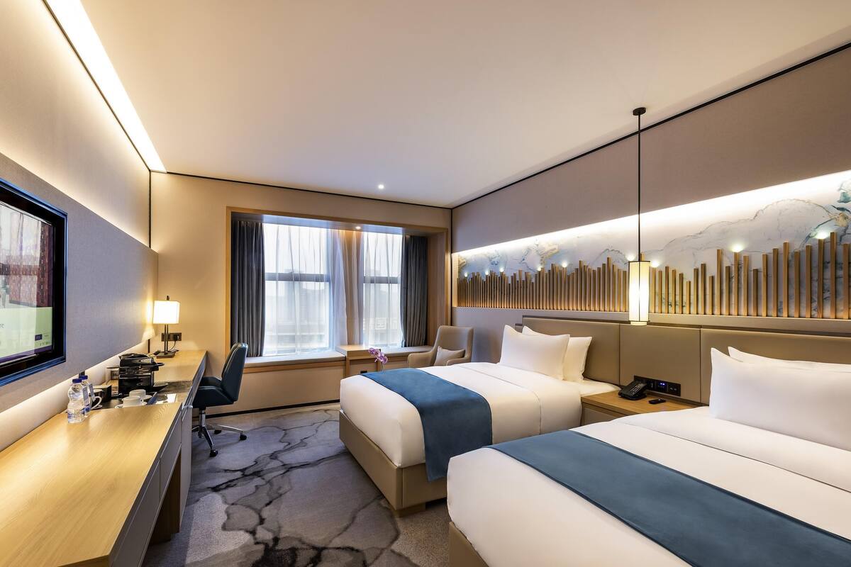 Minibar, in-room safe, desk, blackout curtains