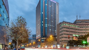 Unclassified image, 2 of 51, button - Mercure Chengdu Huapaifang (Chengdu)