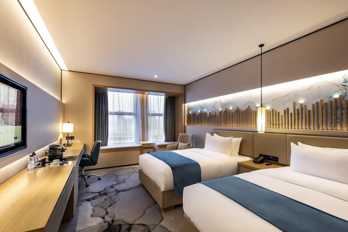Minibar, in-room safe, desk, blackout curtains
