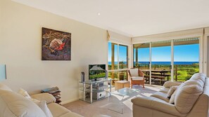 TV - Beach Breakers Apartment - Stunning Views (North Narooma)