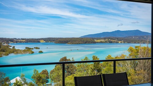 Hillcrest Views of Wagonga