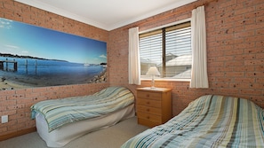 2 bedrooms, iron/ironing board