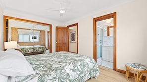 2 bedrooms, iron/ironing board - Grand Pacific 1 Unit 1 - Ground Floor (NAROOMA)