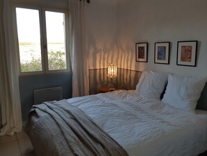 Romantic Apartment (Oliveraie) | 1 bedroom, hypo-allergenic bedding, individually decorated