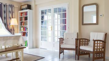 Villa, Multiple Bedrooms, Terrace | Living area | Flat-screen TV