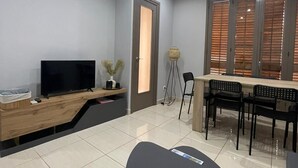 Unclassified image, 2 of 19, button - Charming 3-Bedroom Apartment in Central Camarasa (Camarasa)