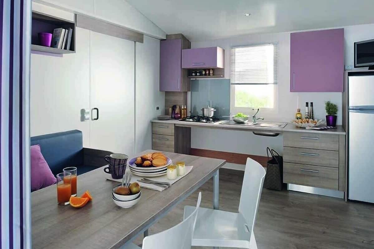 Maison mobile (Hélios PMR Confort) | Repas dans la chambre