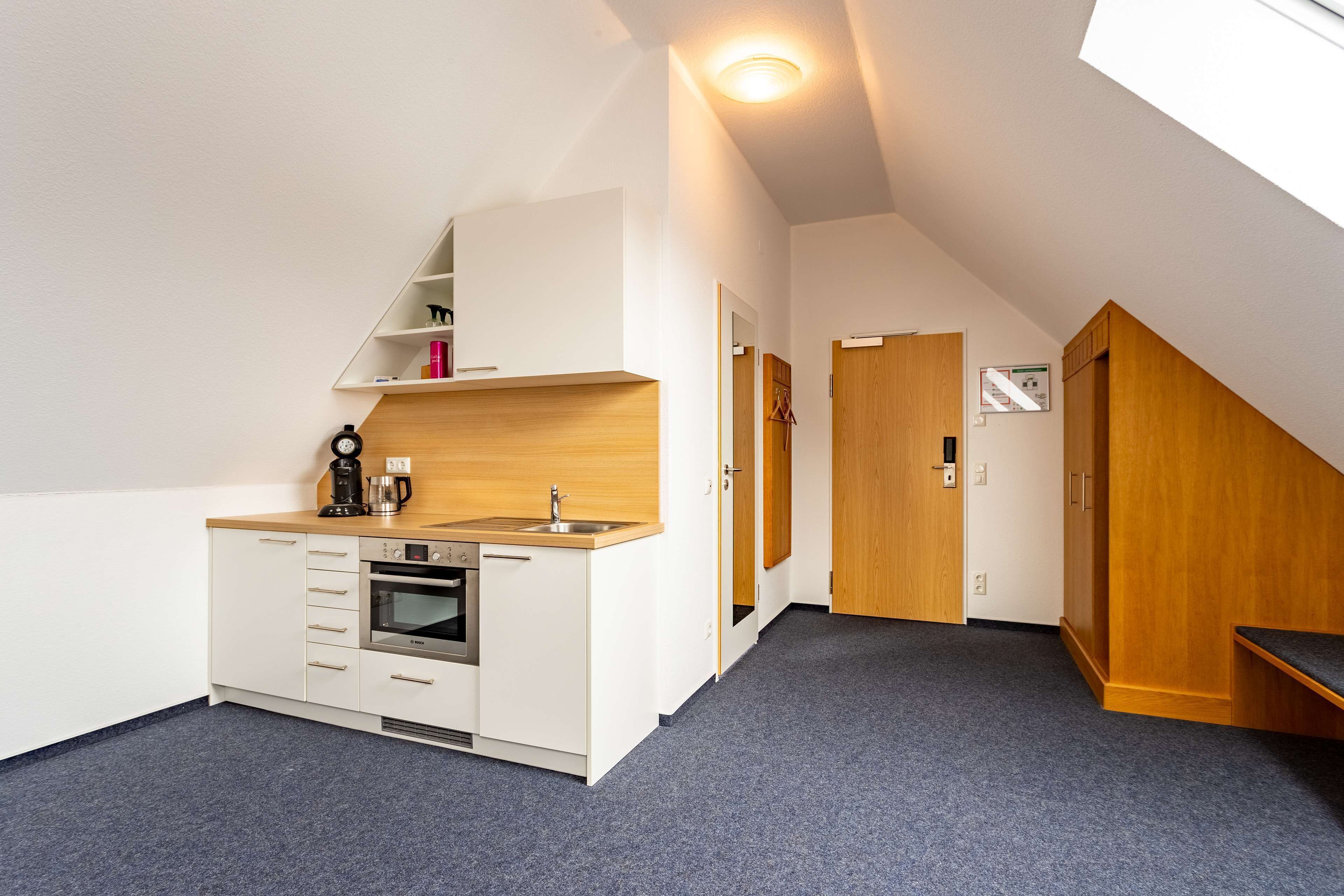 junior apartment | 1 bedroom, hypo-allergenic bedding, desk, laptop workspace