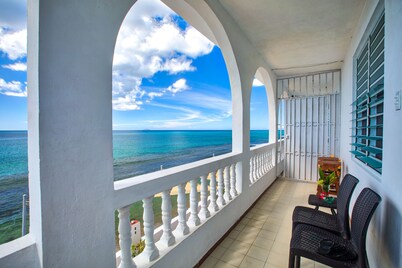 Coconut Palms Inn On The Beach