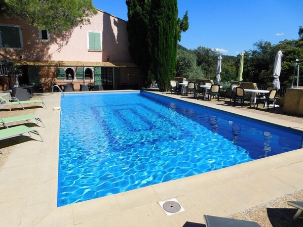 Piscina a l'aire lliure