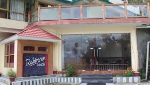 Majoituspaikan sisäänkäynti
