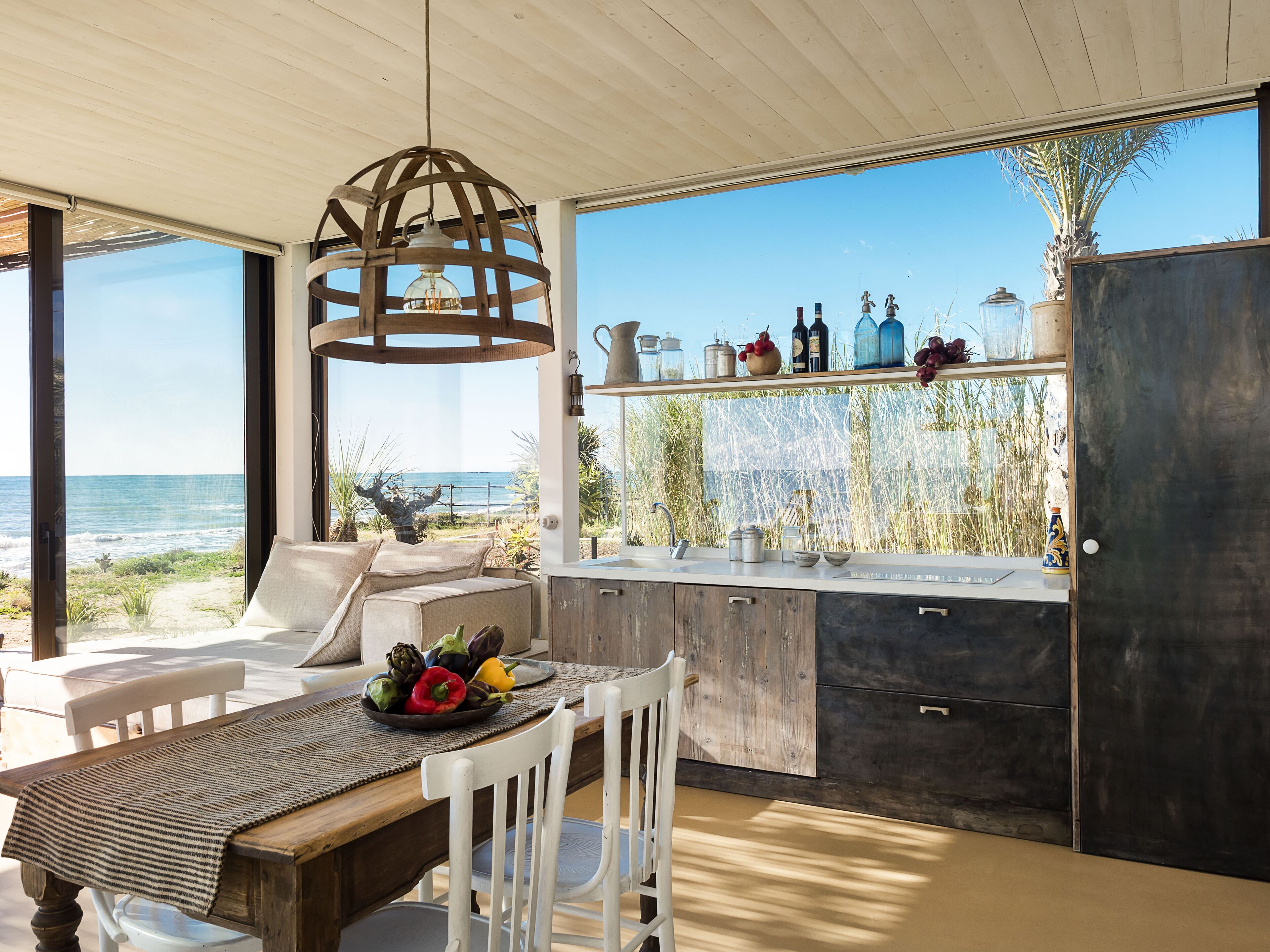 Villa, 2 Bedrooms | Dapur peribadi | Peti sejuk/penyejuk beku saiz penuh, ketuhar gelombang mikro, dapur 