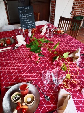 Dinner served - La Grange 41 (Vouzon)