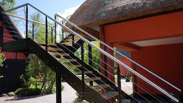 Enceinte de lâhĂ©bergement