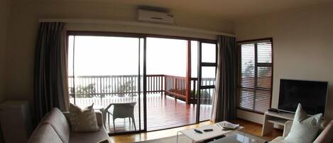 Standard Villa, 2 Bedrooms, 2 Bathrooms | Living room