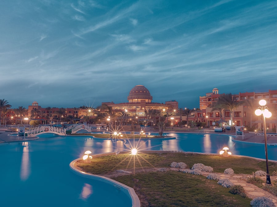 5 outdoor pools, open 6 AM to 6 PM, pool umbrellas, sun loungers