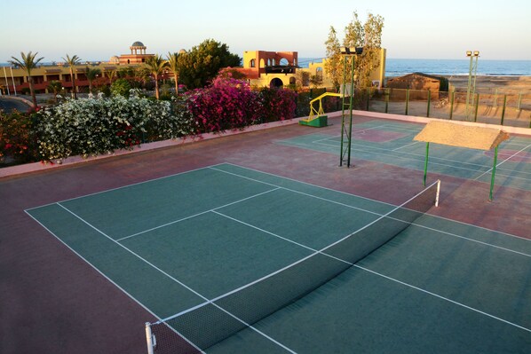 Tennis court - Malikia Resort Abu Dabbab (Marsa Alam)