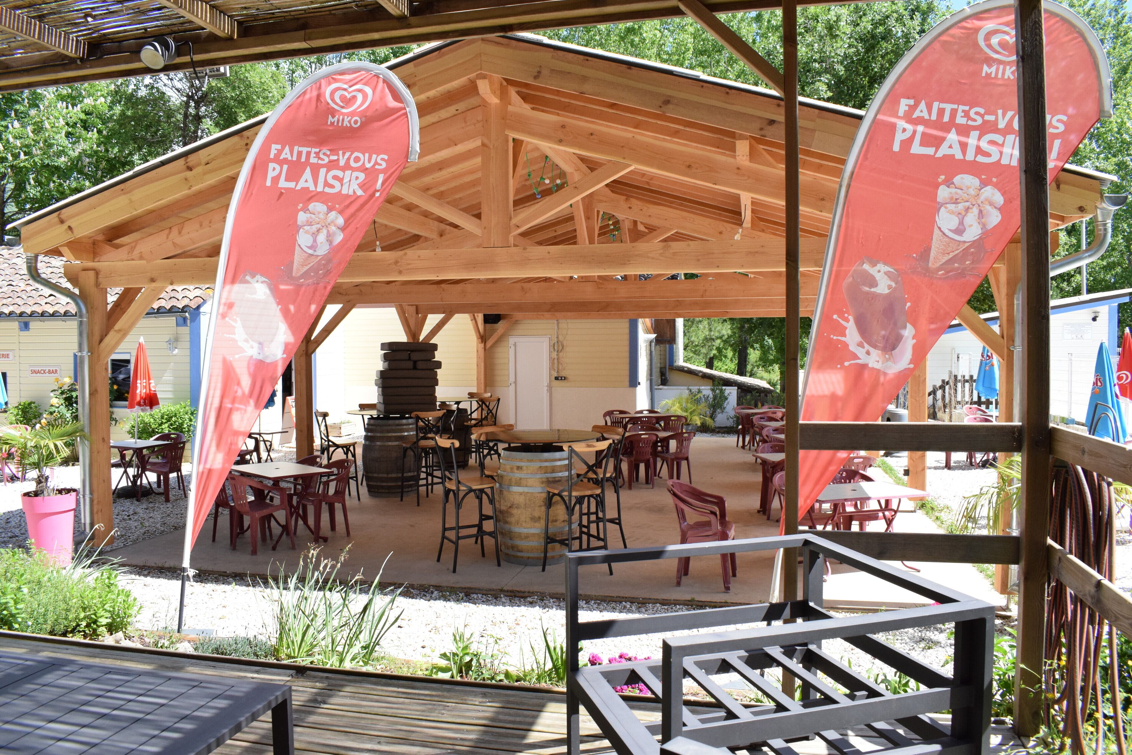 Khuôn viên nơi lưu trú