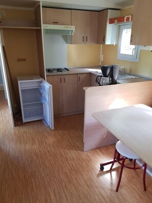 Mobile Home (Roller) | Private kitchen