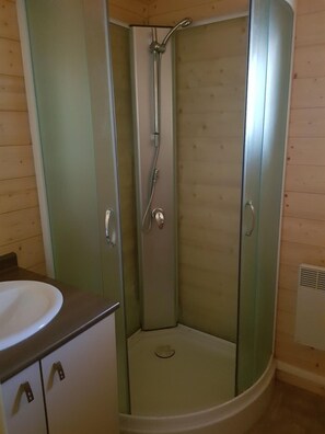 Chalet (Alouette) | Bathroom