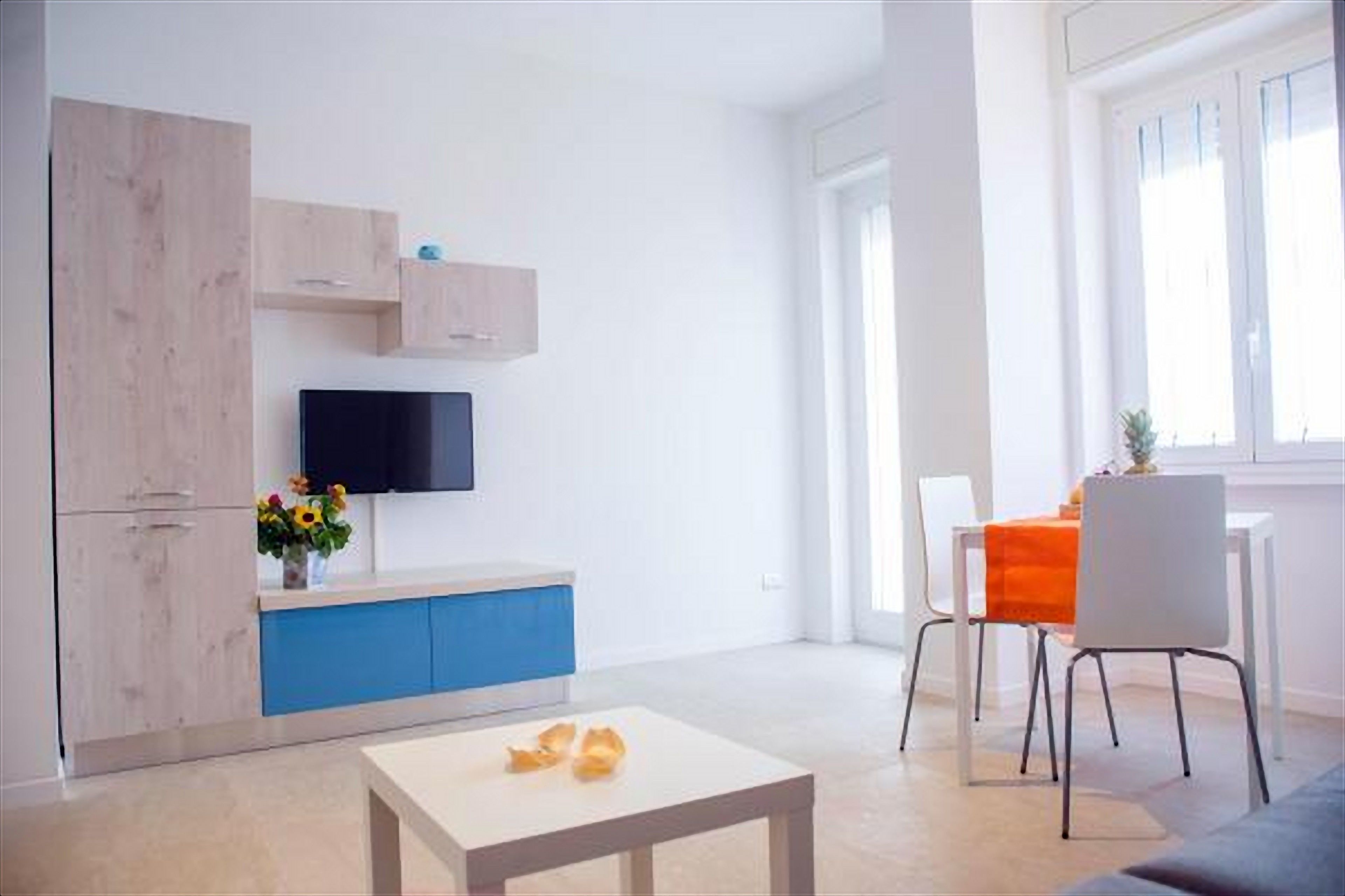 Studio | Wohnbereich | LED-Fernseher