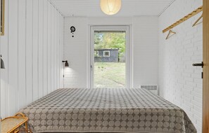 2 bedrooms, free WiFi - Cozy home in Knebel with WiFi (Knebel)