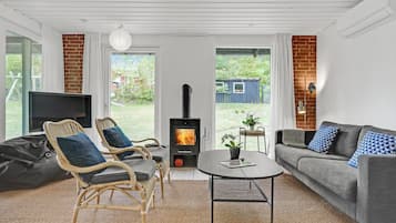 Televisie en een open haard