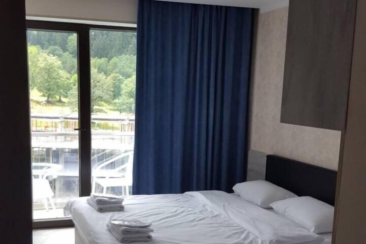 Classic Apartment, 1 Queen Bed, Non Smoking | Premium bedding, blackout curtains, soundproofing, iron/ironing board