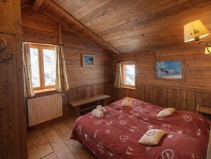 Unclassified image, 5 of 12, button