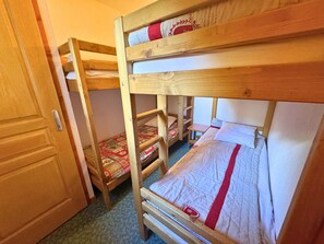 1 bedroom