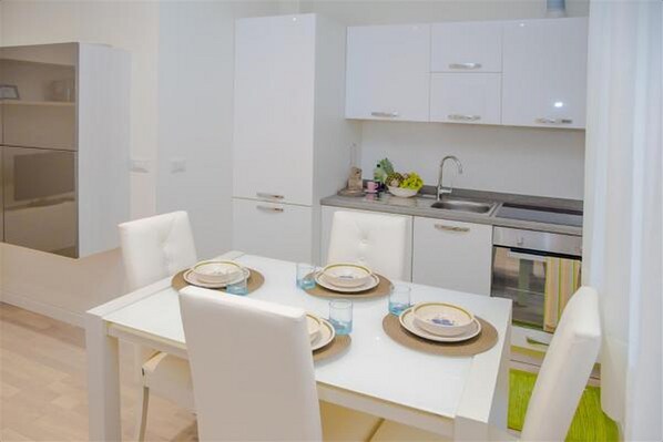 公寓, 1 间卧室 | 客房内用餐