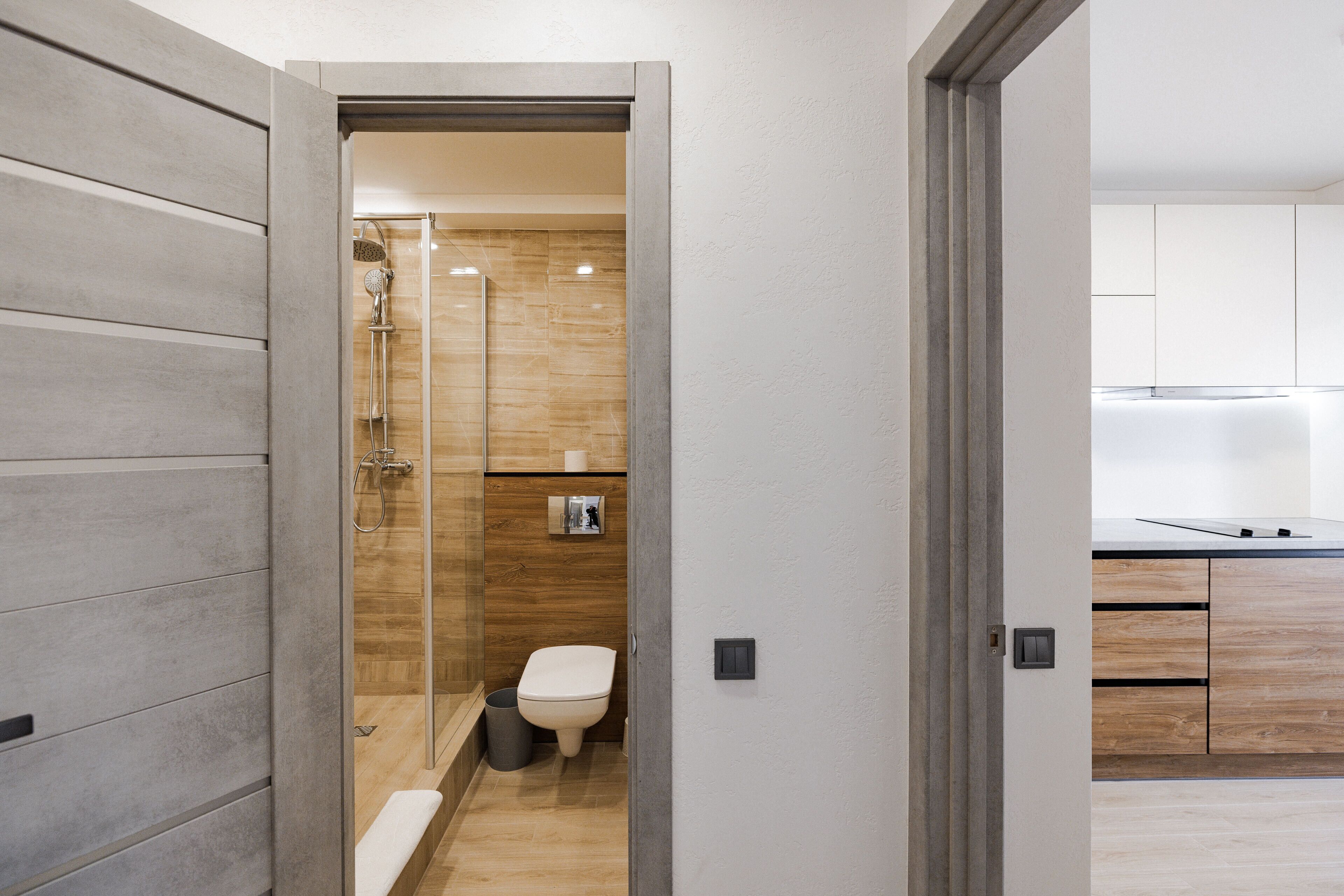 Superior Apartment | Bathroom