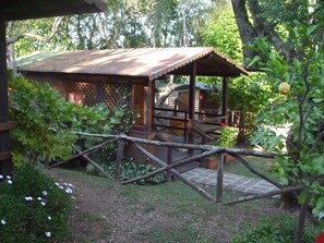 Suite, 2 Bedrooms, Garden View | Terrace/patio - Camping Azzurro (Bracciano)