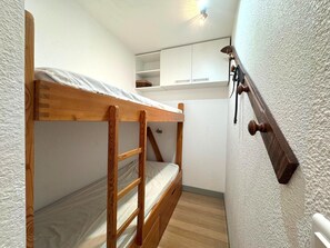 Room - Comfortable studio for 2 with equipped kitchen, near the slopes in Les Menuires (Les Menuires)