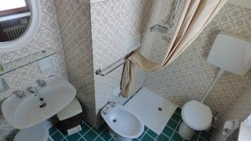 Shower, rainfall showerhead