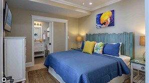 7 bedrooms, desk, iron/ironing board, free WiFi