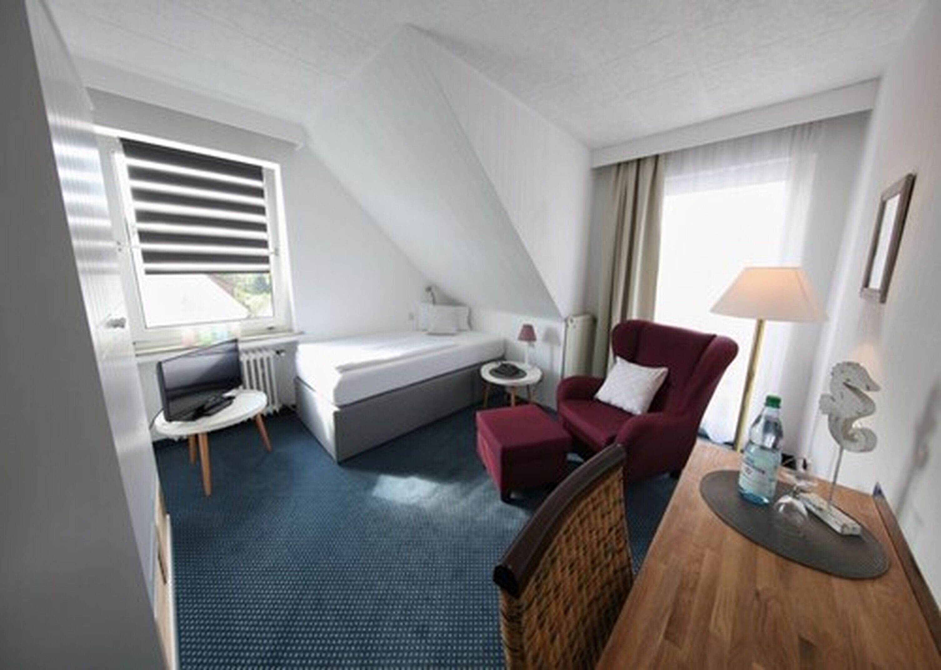 Desk, free WiFi, bed sheets