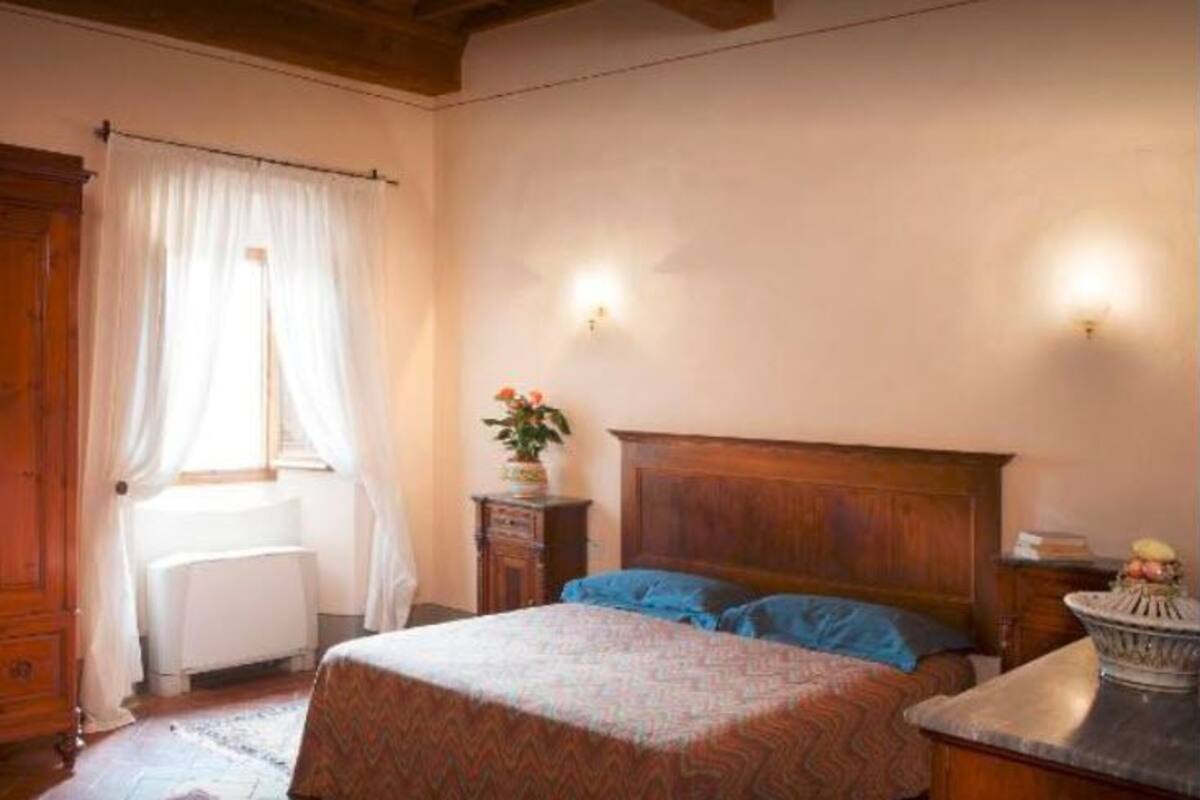 Apartment, 1 Bedroom (up 4 people) | In-room safe, desk, soundproofing, WiFi (free)