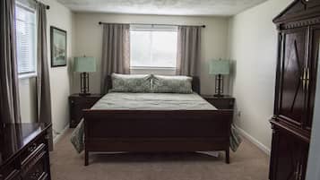 2 bedrooms, desk, iron/ironing board, free WiFi