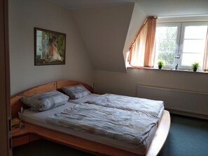 3 Schlafzimmer, kostenloses WLAN, Bettwäsche