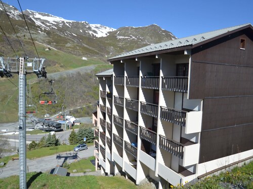 Economical studio for 3 in the heart of Les Menuires