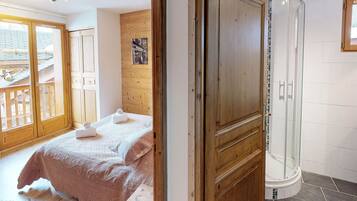 8 quartos, Wi-Fi de cortesia