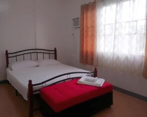 Huoneisto, 2 makuuhuonetta | Tallelokero huoneessa, äänieristys, silitysrauta/-lauta, ilmainen Wi-Fi