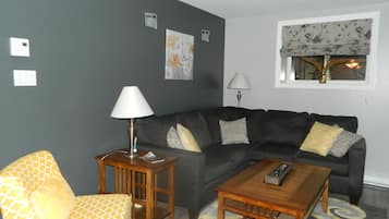 Family Suite, Berbilang Katil, Non Smoking, Kitchen | Ruang tamu