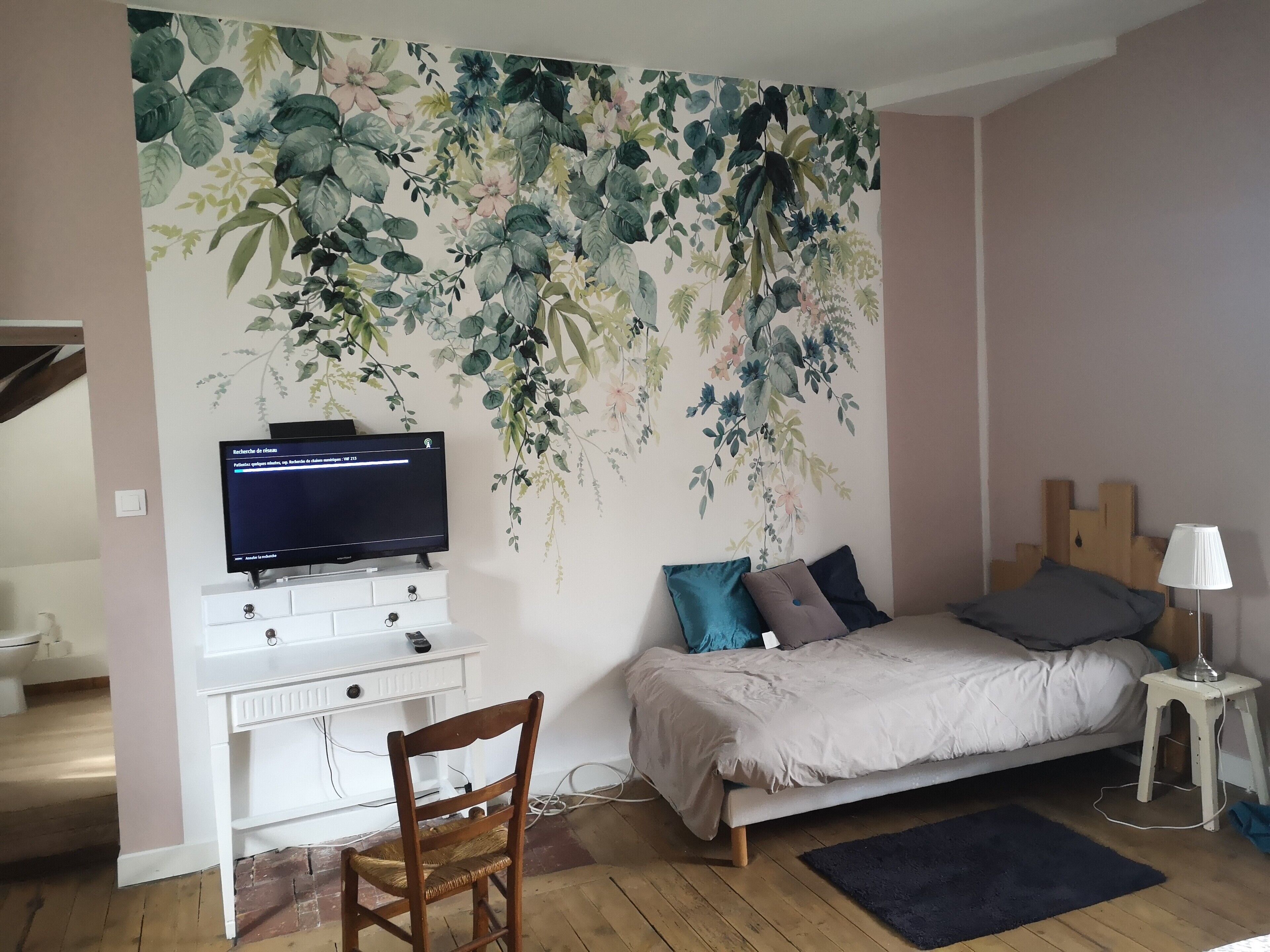 Double Room, 1 Double Bed, Non Smoking | Premium bedding, individually decorated, individually furnished, desk