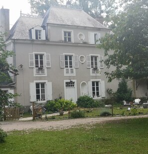 Exterior - Le Petit Plessis (Ruaudin)