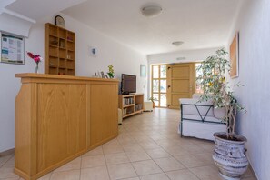 Lobby - Studios Ritsa (Skiathos)