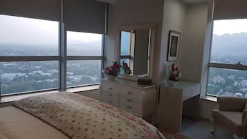 Panoramic Apartment, Multiple Beds, Non Smoking | View from room