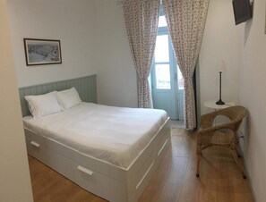 Comfort-Doppelzimmer | Zimmersafe, Bügeleisen/Bügelbrett, kostenlose Babybetten, Zustellbetten